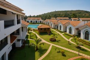 an aerial view of the courtyard of a resort at Riviera Hermitage in Arpora