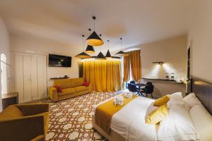Harmonies BnB - Luxury Suites & Family Room Bari 객실 침대