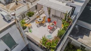 Harmonies BnB - Luxury Suites & Family Room Bari 발코니 또는 테라스