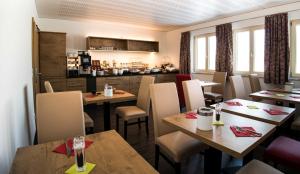 Posezení v ubytování ROOM'Z zimmeraufzeit