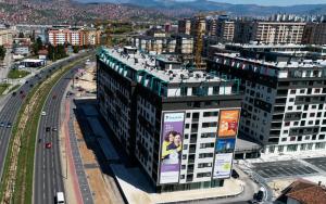 an overhead view of a building in a city at Sarajevo Bulevar in Sarajevo