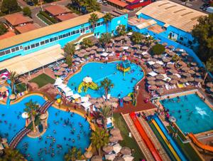 an overhead view of a large pool at a resort at S1 Modern & Relax in Agadir