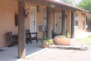 Gallery image of Adobe Rose Boutique Inn in Artesia