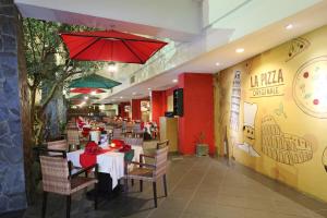 Gallery image of Swiss-Belinn Panakkukang in Makassar