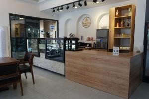 Majoituspaikan çam cahithan baari tai lounge-tila