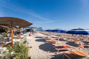 A beach at or near Az üdülőközpontot