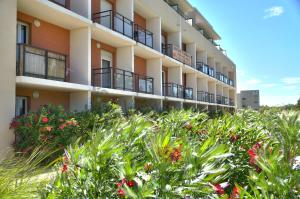 Photo de la galerie de l'établissement KOSY Appart'Hôtels - Campus Del Sol Esplanade, à Montfavet