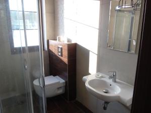 Koupelna v ubytování Hosteria na Mazurach