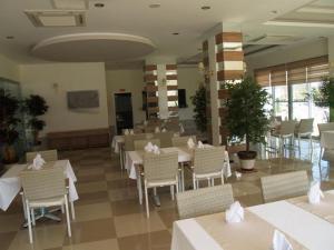Orion Resort Gülay 18 레스토랑 또는 맛집