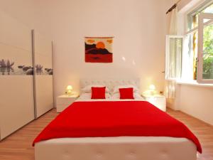 Posteľ alebo postele v izbe v ubytovaní Apartment by the sea Rabac 1093