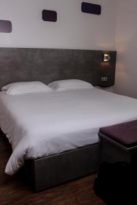 H24 HOTEL