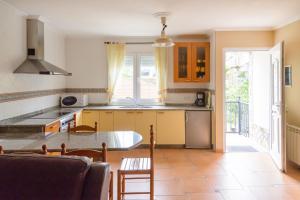 Η κουζίνα ή μικρή κουζίνα στο Casa Lourido Lires