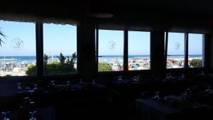Nespecifikovaný výhled na moře nebo výhled na moře při pohledu z hotelu