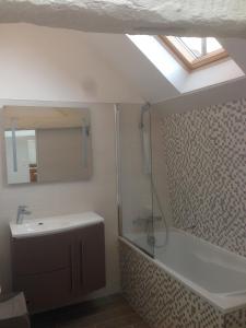 Phòng tắm tại Au Coeur d'Amiens