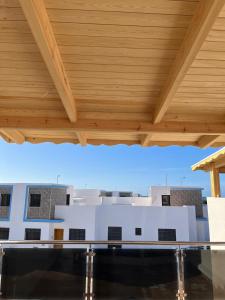 a view of the roof of a building with a wooden ceiling at Mini Villa 2 Al hoceima in Al Hoceïma