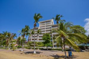 Tòa nhà nơi khách sạn căn hộ tọa lạc