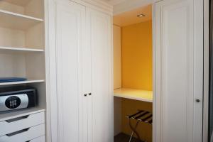A cozinha ou kitchenette de Hotel Madera Hollywood
