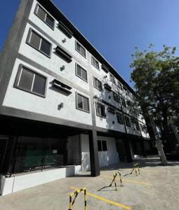 Gallery image of Jamaica's property in Manila