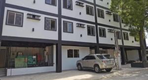 Gallery image of Jamaica's property in Manila