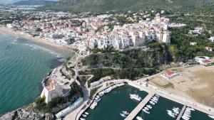 an aerial view of a city and a beach at Luma Apartment Sperlonga in Sperlonga
