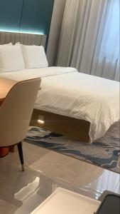 Gallery image of Dongfang yaduo hotel in Douala