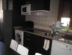 Dapur atau dapur kecil di Casa Rural La Altanera , Registro Oficial CRA-LE-564 +24 gambar