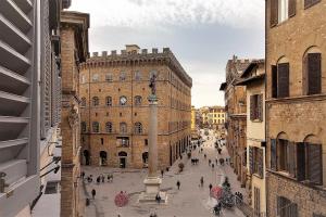 Gallery image of Tornabuoni Charme in Florence