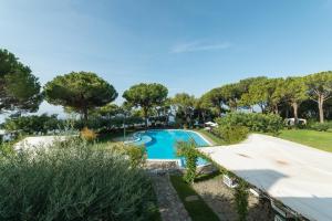 Bazén v ubytování Santavenere Hotel nebo v jeho okolí + 37 fotografií