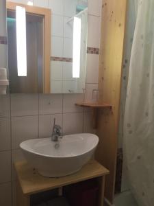 Um banheiro em Waldhaus