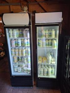 two refrigerators are standing next to each other at Weerribben Wieden gastenverblijf in Wanneperveen