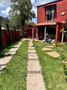 Jardí fora de Hotel Yakuna