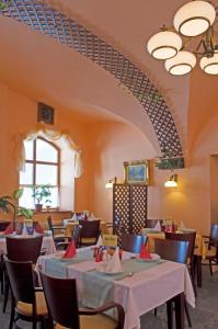Restaurace v ubytování Městský Hotel Dorinka