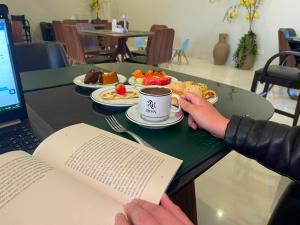 Mâncare la sau în apropiere de acest hotel