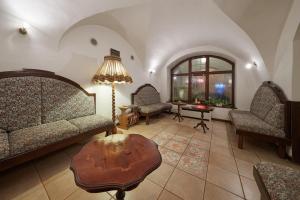 Posezení v ubytování Hotel Adam Trutnov