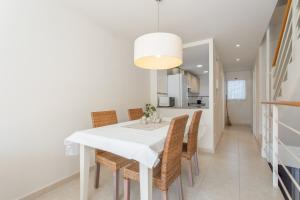 Gallery image of Lopimar Playa Malvarrosa in Sagunto