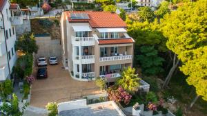 Budova, kde se apartmán nachází