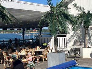 Restoran atau tempat lain untuk makan di Strandhotellet