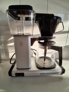a blender sitting on top of a counter at Sjöutsikt med bastu som tillval in Tällberg