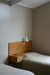 Llit o llits en una habitació de Apostles View Motel