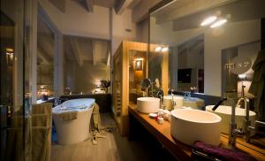 Ein Badezimmer in der Unterkunft Hotel Ristorante Sogno