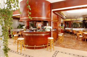 Restoran või mõni muu söögikoht majutusasutuses Hotel Beny