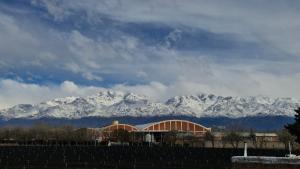 a view of a mountain range with snow covered mountains at Casa manu in La Consulta