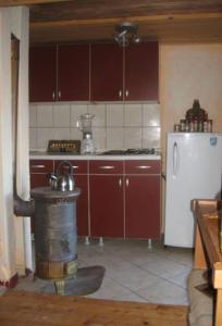 Dapur atau dapur kecil di Chalet Baluma Maluba