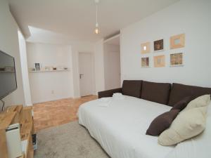 Gallery image of OPORTO GUEST Wine Experience Flat in Porto