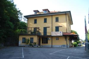 Gallery image of Ristorante Albergo Arcade in Grandate