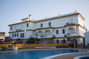 Bazén v ubytovaní Hostal Los Pinos alebo v jeho blízkosti