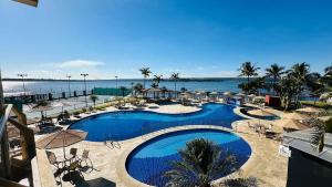 a view of a swimming pool at a resort at Flat 337 vista lago no Lake side in Brasília
