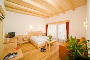 Μια τηλεόραση ή/και κέντρο ψυχαγωγίας στο Hotel Pider