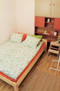 Postel nebo postele na pokoji v ubytování Lidi Guesthouse