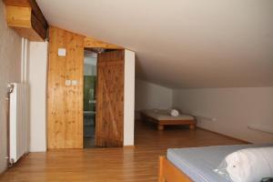 Postel nebo postele na pokoji v ubytování Ferienhaus Vera